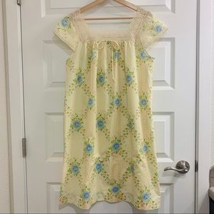 Barbizon Vintage Floral Nightie Nightgown